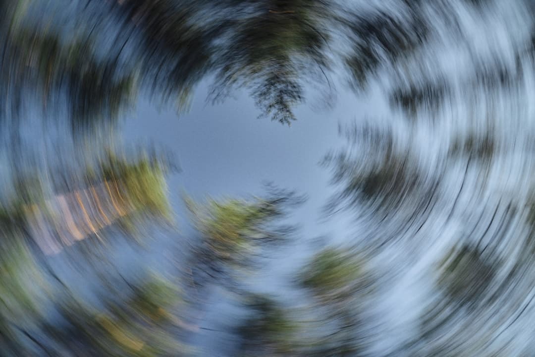 多次被拍到手背发黑，特朗普发展到哪个程度了？